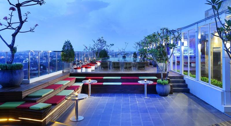 Ibis Styles Yogyakarta Hotel Exterior foto